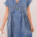  HIDDEN GEMS | Trendsetting Pleated Denim Dress