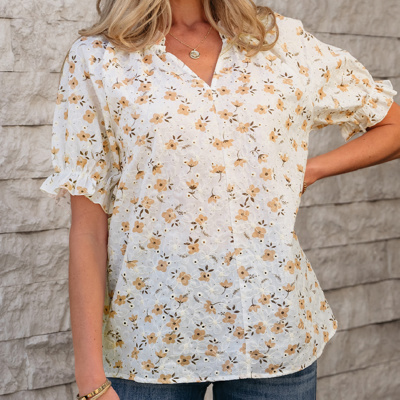 HIDDEN GEMS | Charming Floral Embroidered Blouse