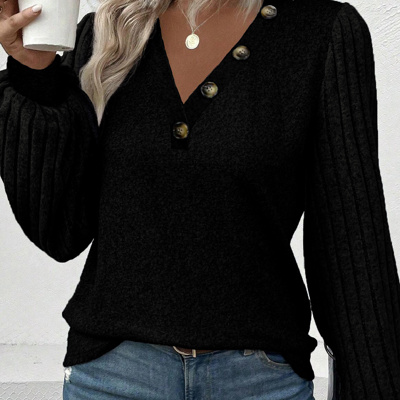 HIDDEN GEMS | Solid Ribbed Button V-Neck Top