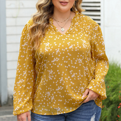 HIDDEN GEMS | Plus Size Floral Ruched V-Neck Blouse