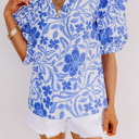  HIDDEN GEMS | Island Vacay Floral Puff Sleeve Blouse