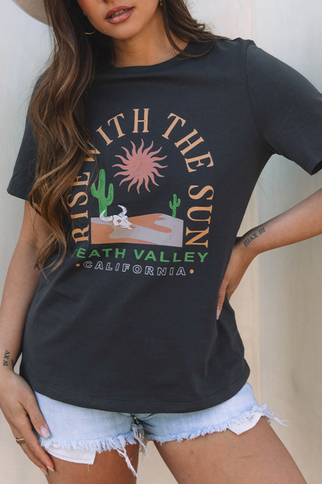 HIDDEN GEMS | Iconic Western Sunrise Graphic Tee