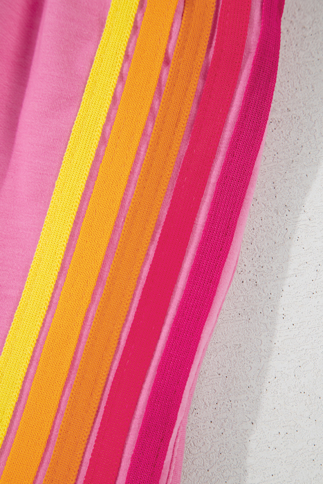 HIDDEN GEMS | Colorblock Stripe Elastic Waist Shorts