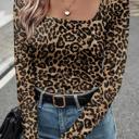  Evelyn Printed Square Neck Fitted Top