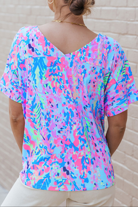 HIDDEN GEMS | Floral Short Sleeve V-Neck Tee