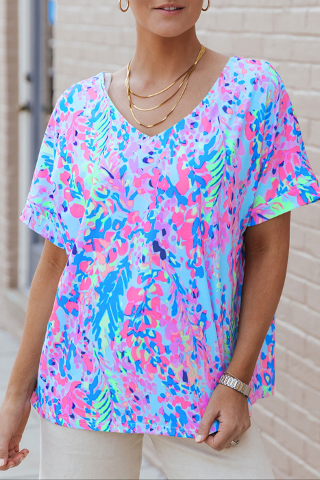 HIDDEN GEMS | Floral Short Sleeve V-Neck Tee