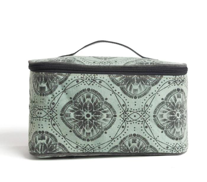MYRA- Toiletry Bags and Shaving Kits