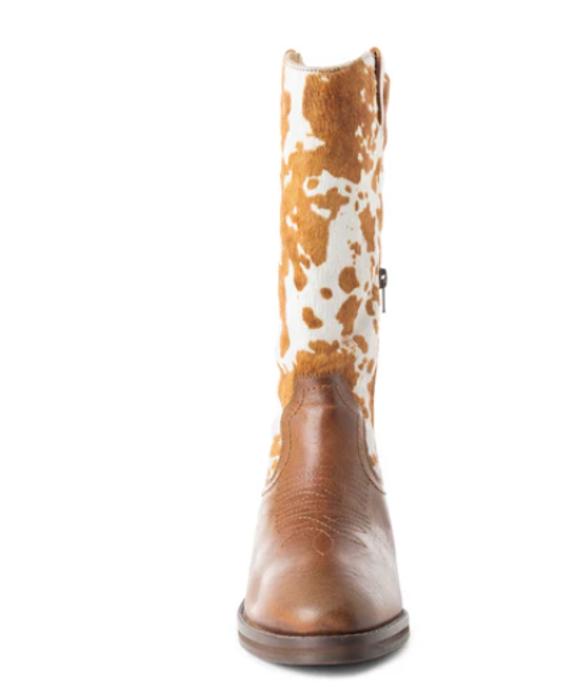 Myra- Pointy Beige Boots