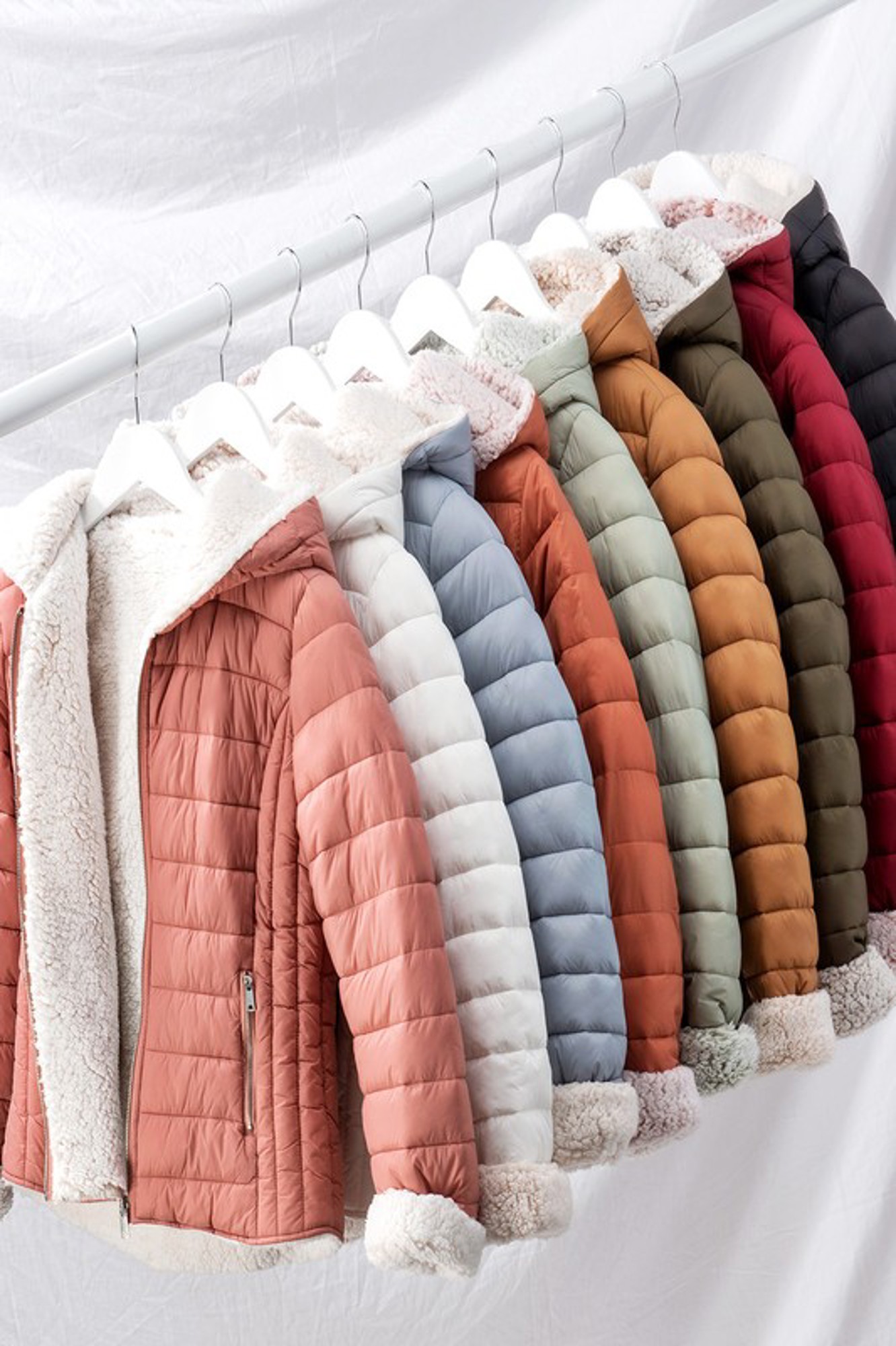SHERPA COZY ESCAPE PUFFER シェルパ コージー パファー Cozy Sherpa Fleece-Lined Reversible Hooded Puffer Jacket