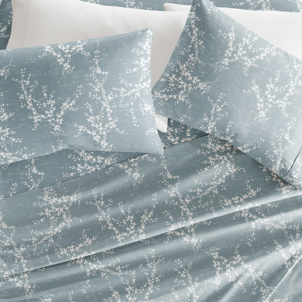 Patterned Ultra-Soft Bed Sheet Set - Delicate Details