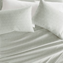 California King Modern Circles Green Mist Patterned Ultra-Soft Bed Sheet Set - Delicate Details