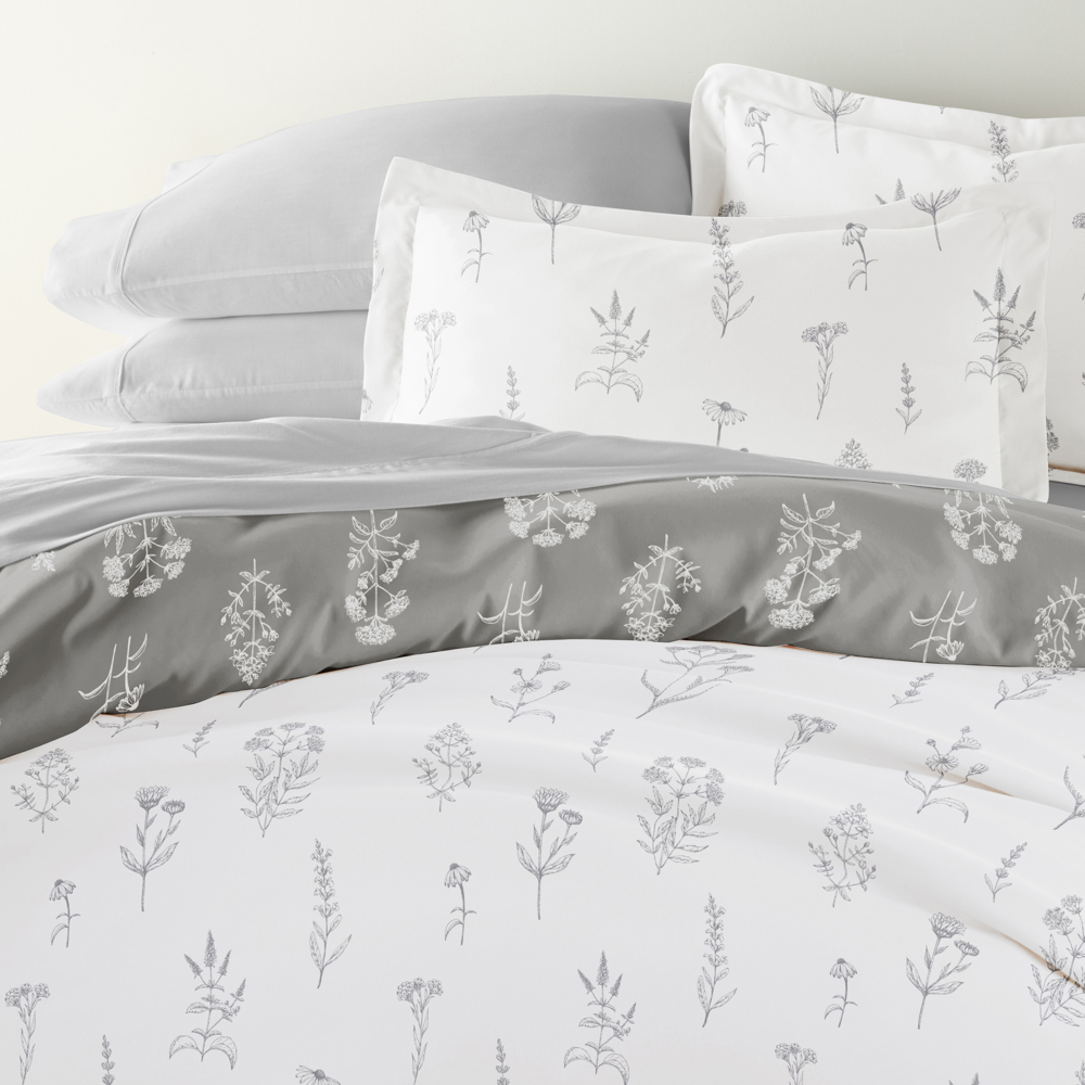 Bedding Bundle, Patterned Duvet Cover Set, White Comforter and Solid Sheet Set