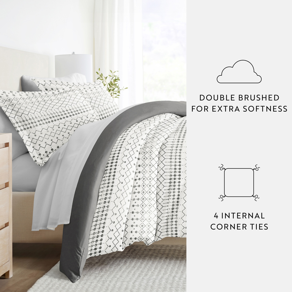 Bedding Bundle, Patterned Duvet Cover Set, White Comforter and Solid Sheet Set