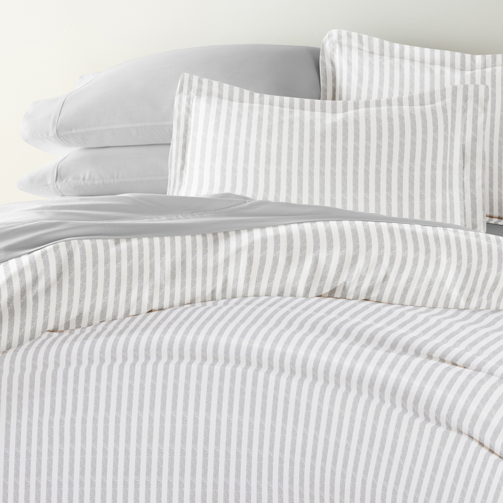 Bedding Bundle, Patterned Duvet Cover Set, White Comforter and Solid Sheet Set