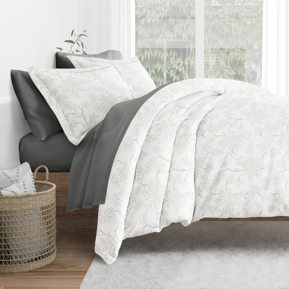 Bedding Bundle, Patterned Duvet Cover Set, White Comforter and Solid Sheet Set