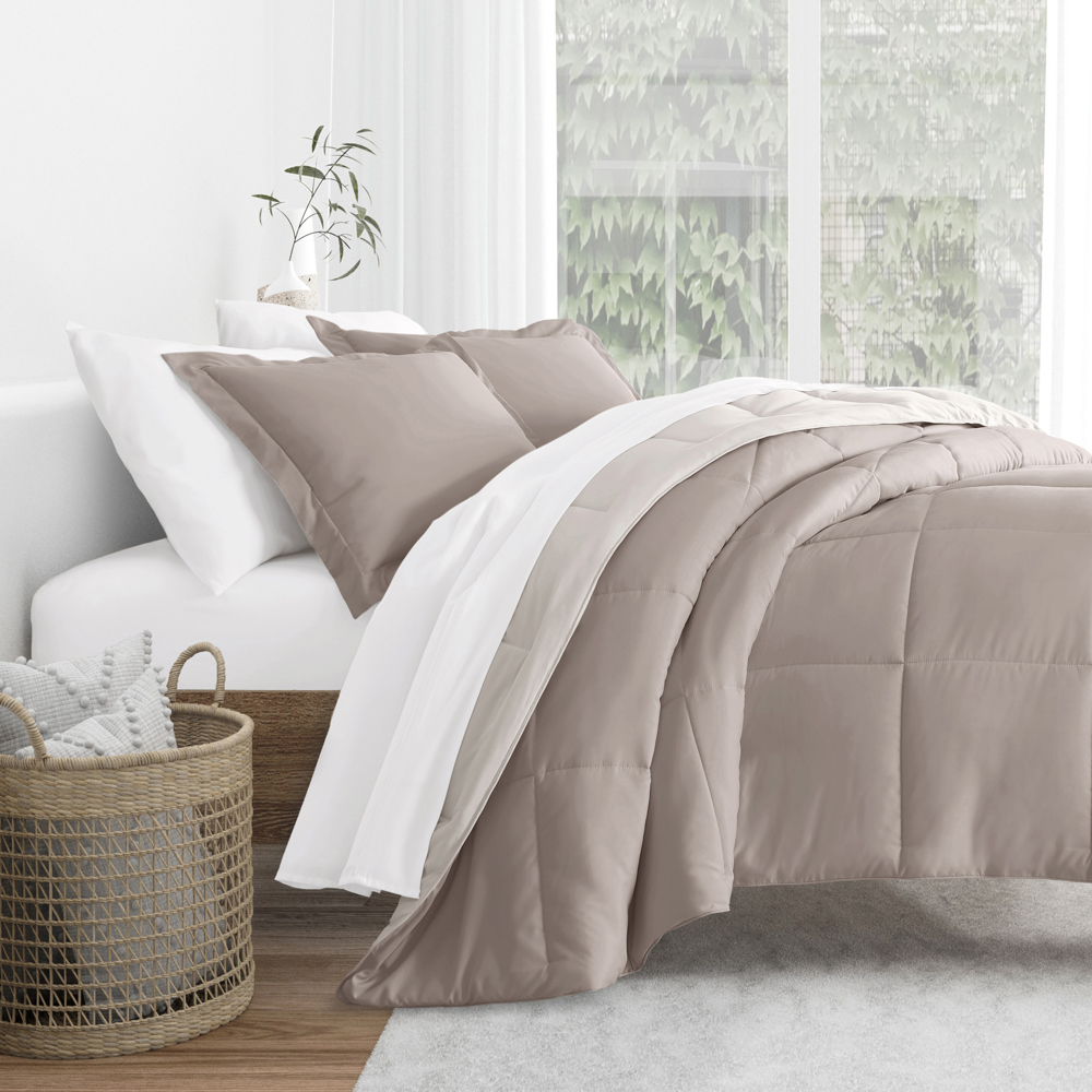 Reversible Down-Alternative Comforter Bedding Set