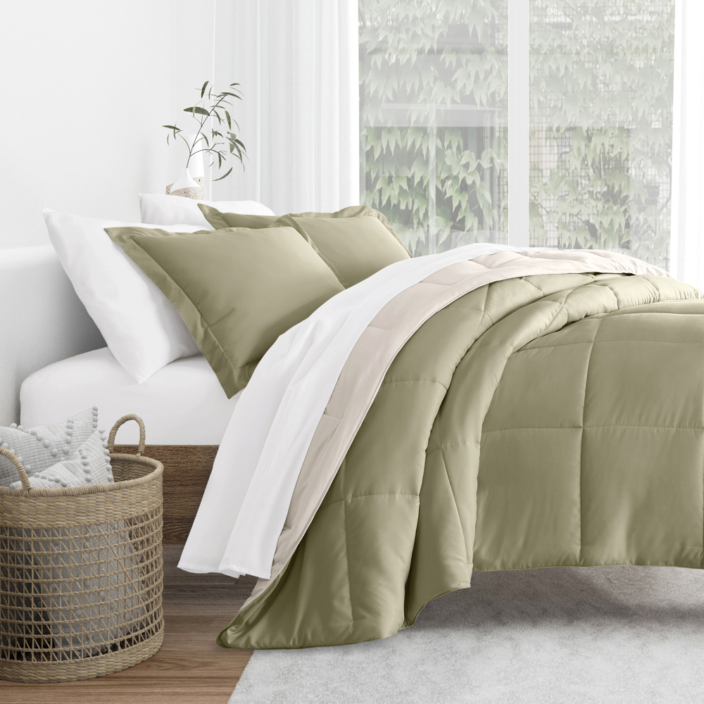 Reversible Down-Alternative Comforter Bedding Set