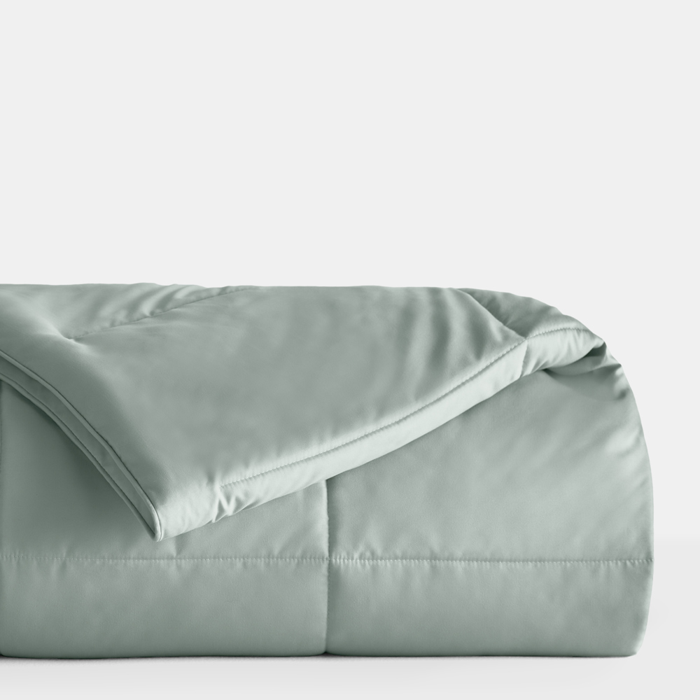 Soft Down-Alternative Essential Comforter