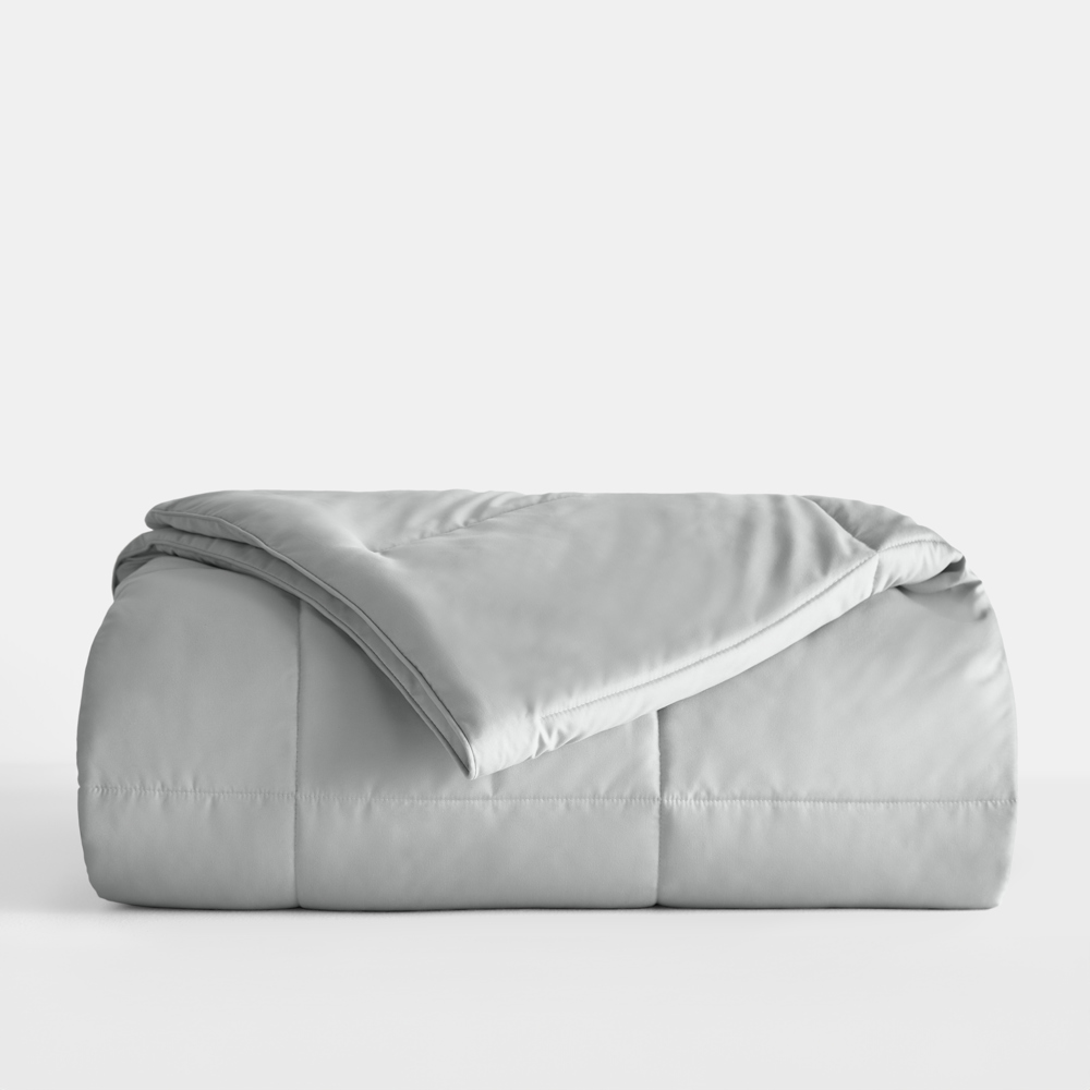 Soft Down-Alternative Essential Comforter