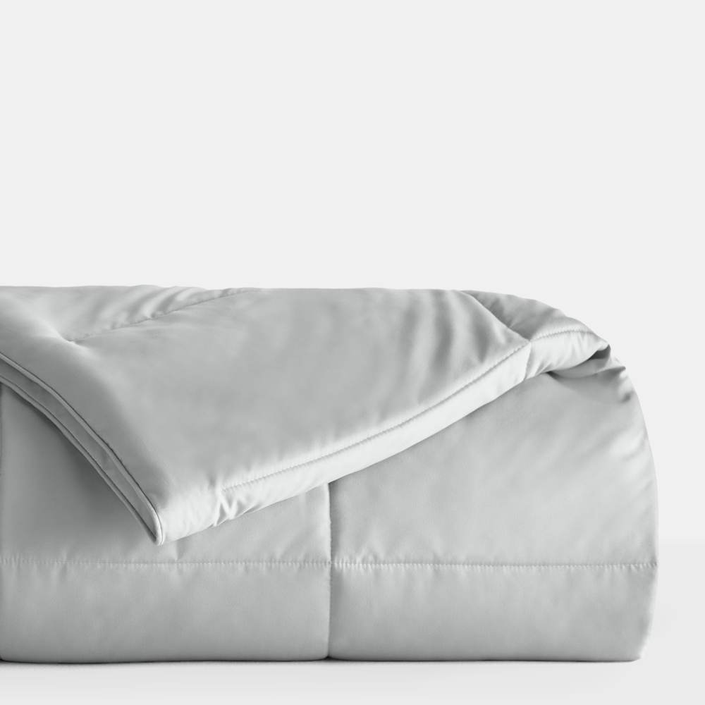 Soft Down-Alternative Essential Comforter