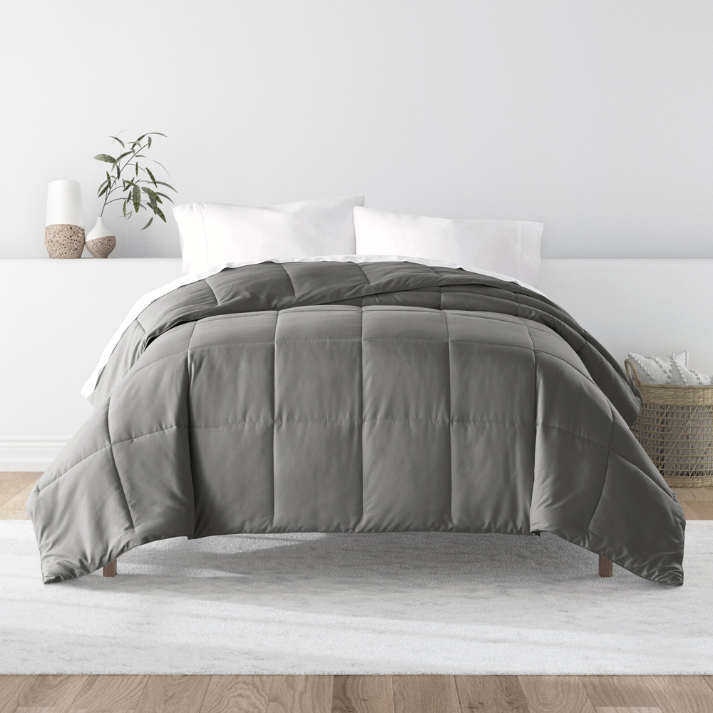 Soft Down-Alternative Essential Comforter