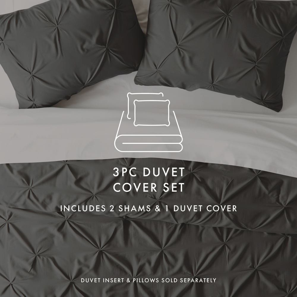 Pinch Pleat Luxury Duvet Cover Set