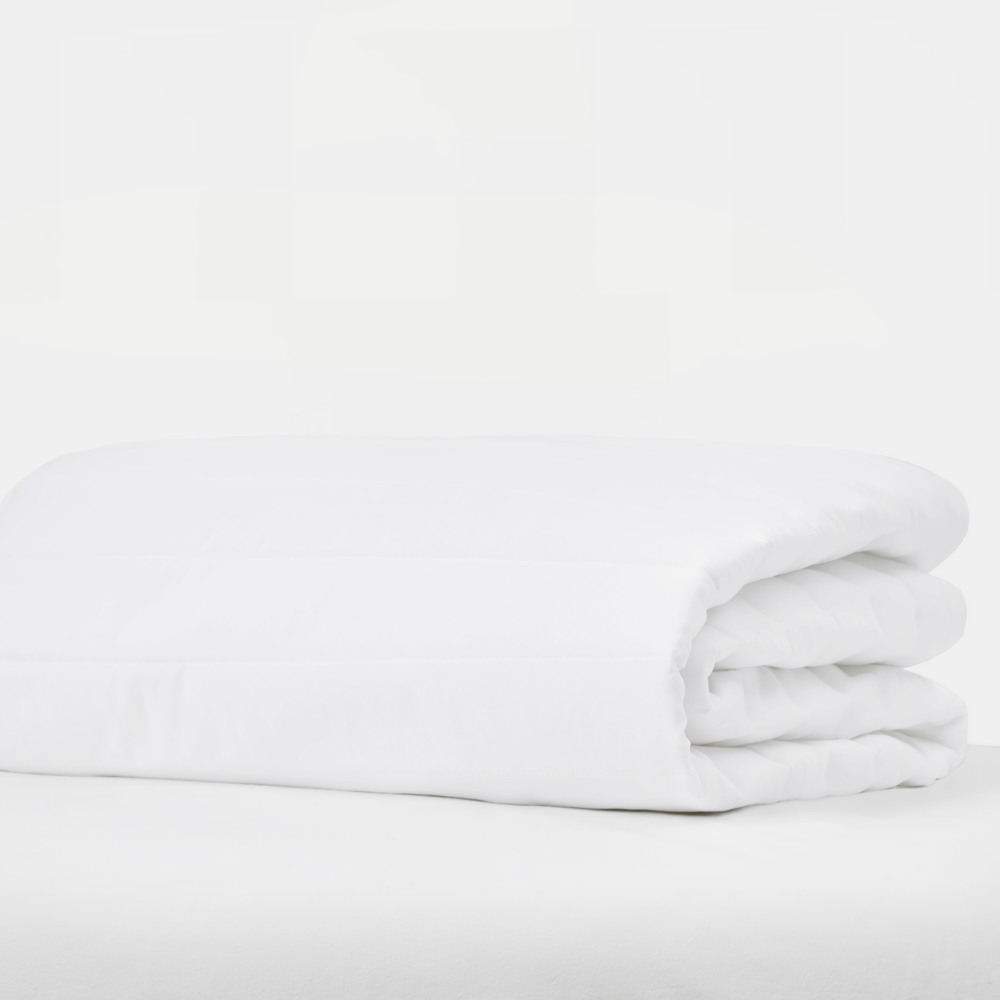 Fitted Mattress Protector with Comfortable Padding