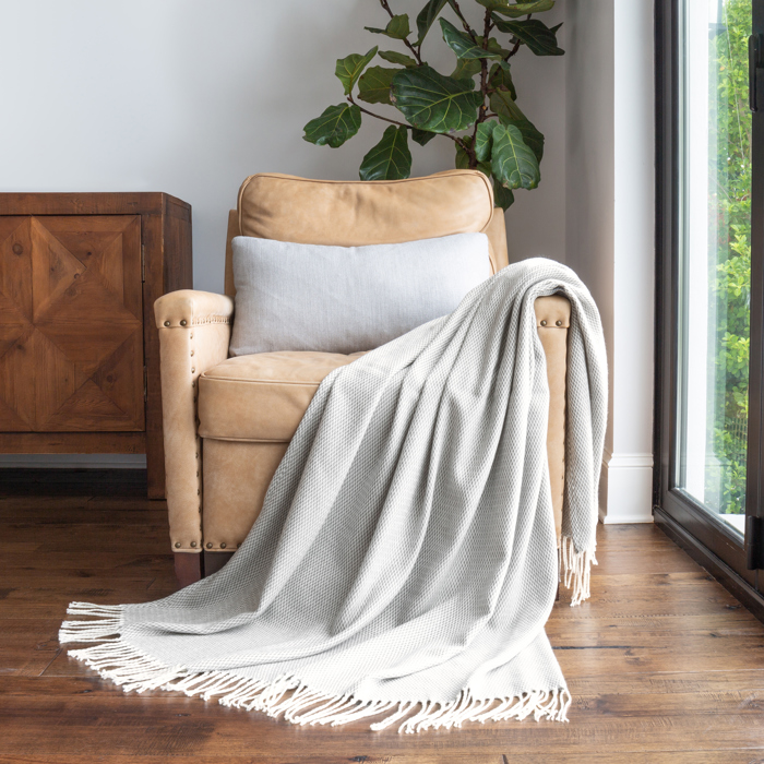 Throw Blanket Herringbone with Fringed Edges