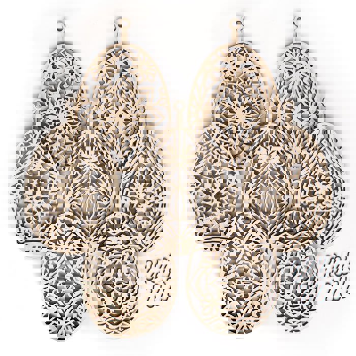 Easter Egg Wood Bead Garland with Interchangeable Seasonal Charms