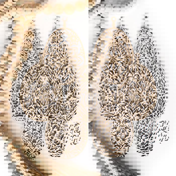 Easter Egg Wood Bead Garland with Interchangeable Seasonal Charms