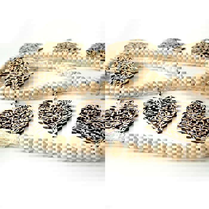 Heart Wood Bead Garland with Interchangeable Seasonal Charms