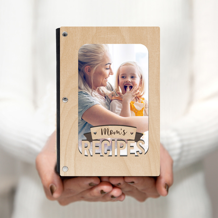 "Mom's Recipes" Wood Recipe Book with Photo Sleeve