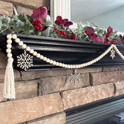 Snowflake Wood Bead Garland with Interchangeable Seasonal Charms 