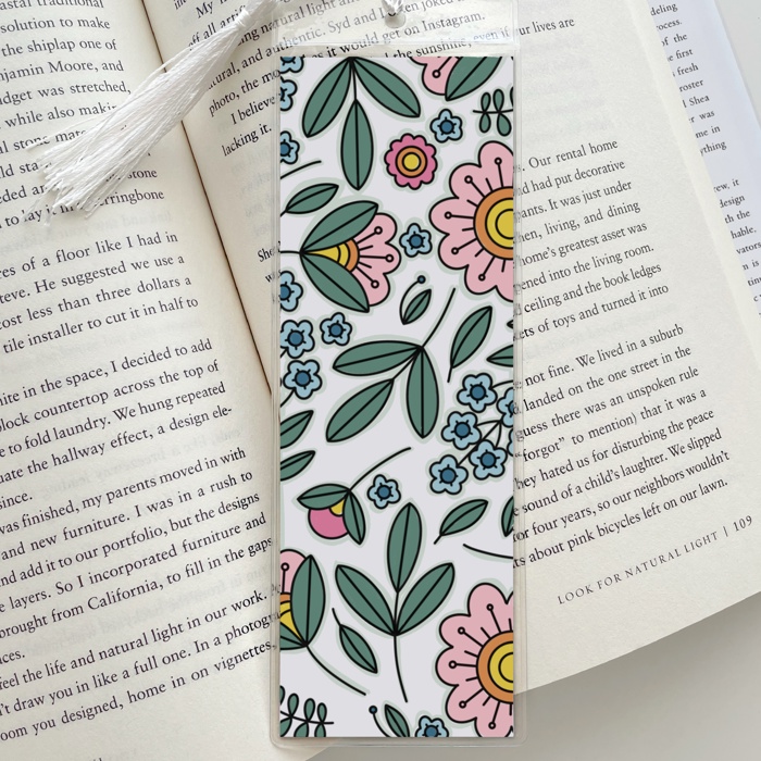 8 Pk Coloring Bookmarks + 2 Protective Vinyl Sleeves