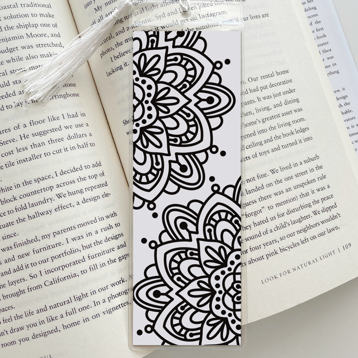 8 Pk Coloring Bookmarks + 2 Protective Vinyl Sleeves