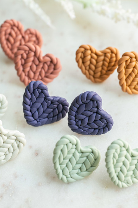 Knit Pattern Heart Stud Earrings