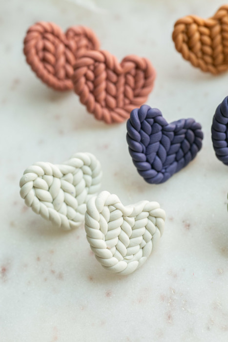 Knit Pattern Heart Stud Earrings