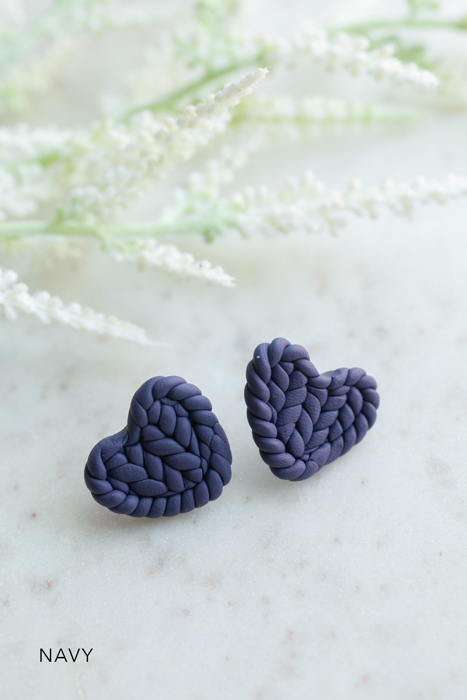 Knit Pattern Heart Stud Earrings