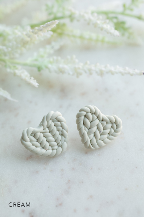 Knit Pattern Heart Stud Earrings