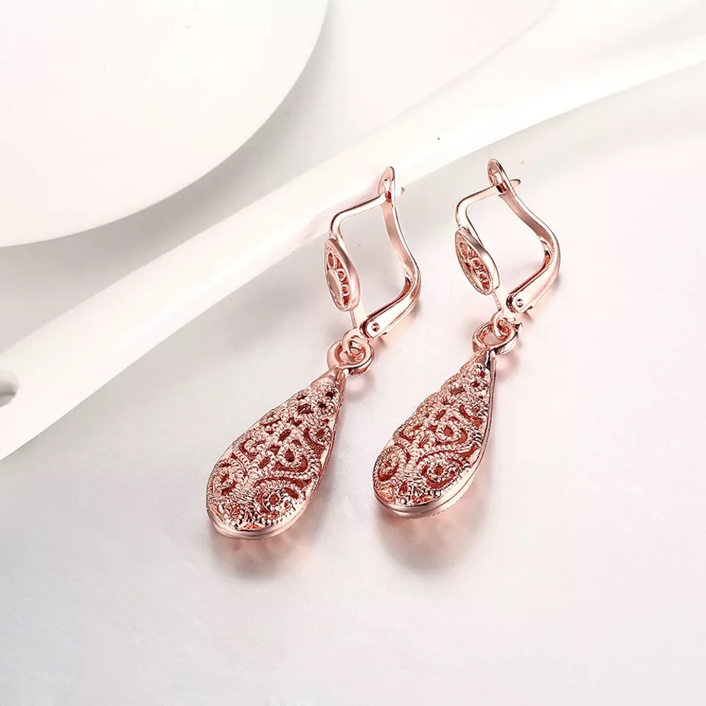 18K Gold Plated Filigree Teardrop Leverback Drop Dangle Earrings