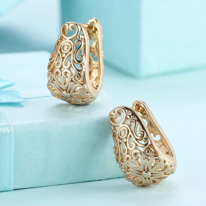 18K Gold Plated Italian Filigree Leverback Hoop Earrings 