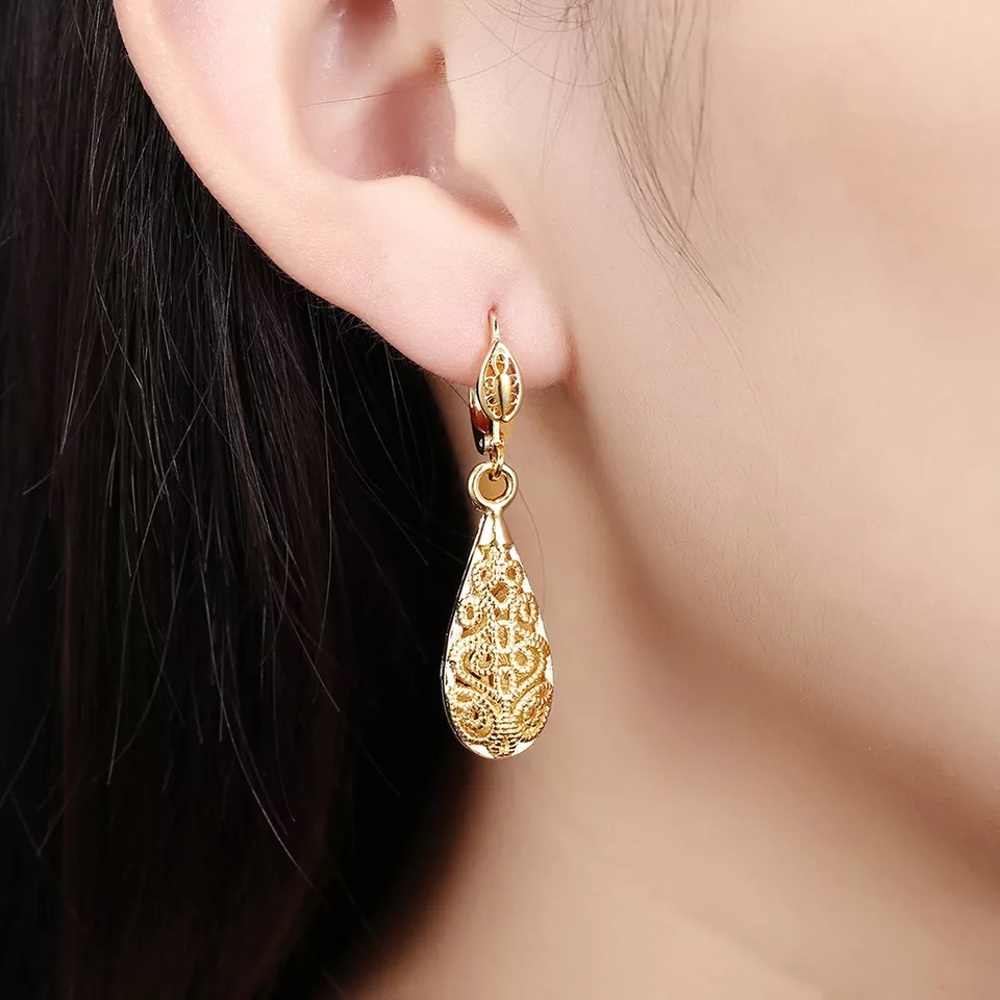 18K Gold Plated Filigree Teardrop Leverback Drop Dangle Earrings