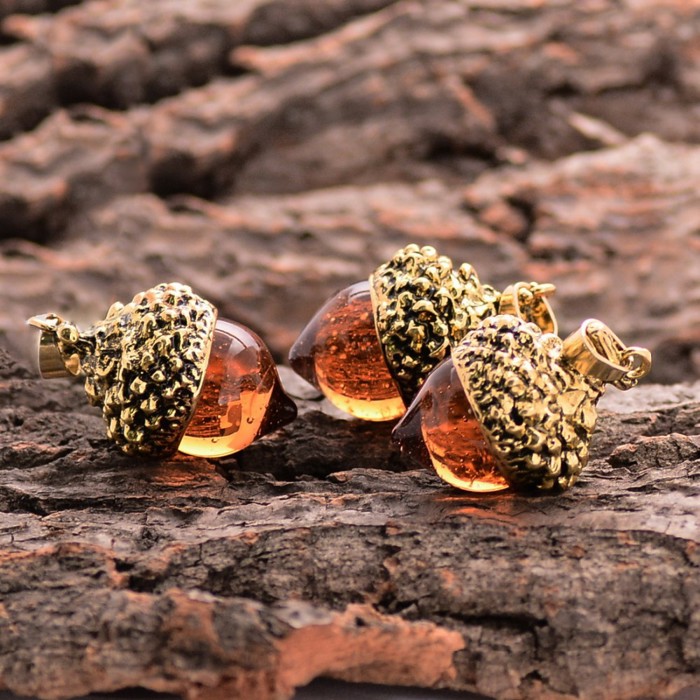 Gold/Silver Acorn Amber Pendant Necklace