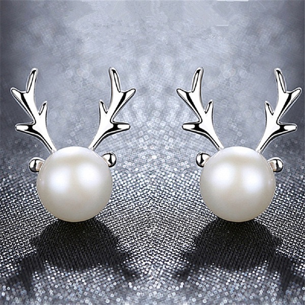 Pearl Christmas Elk Stud Earrings