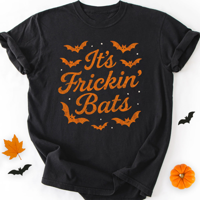 It's Frickin Bats Funny Spooky Season Fall & Autumn Graphic Tee | Halloween Shirt