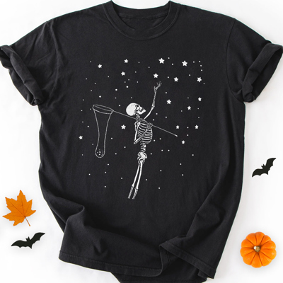 Skeleton Catching Stars Halloween Fall & Autumn Graphic Tee | Halloween Shirt