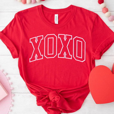 XOXO Outline Valentine's Day Graphic Tee | Valentines Shirt