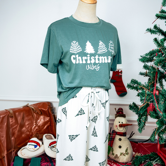 Christmas Tree Print Tee and Pants Lounge Set