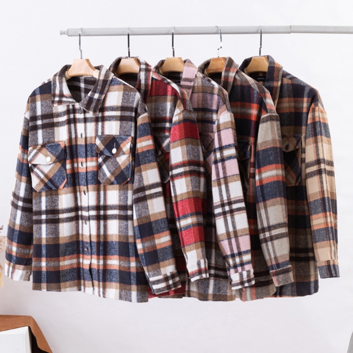 Geometric Plaid Print Pocketed Shacket