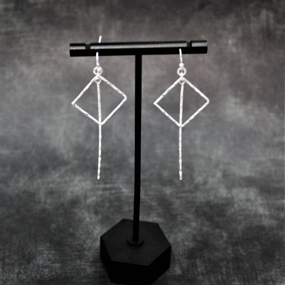 Geometric Dangle Earrings in 3 Colors 